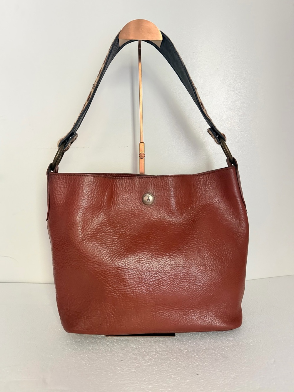 Two Bar West brown leather shoulder bag